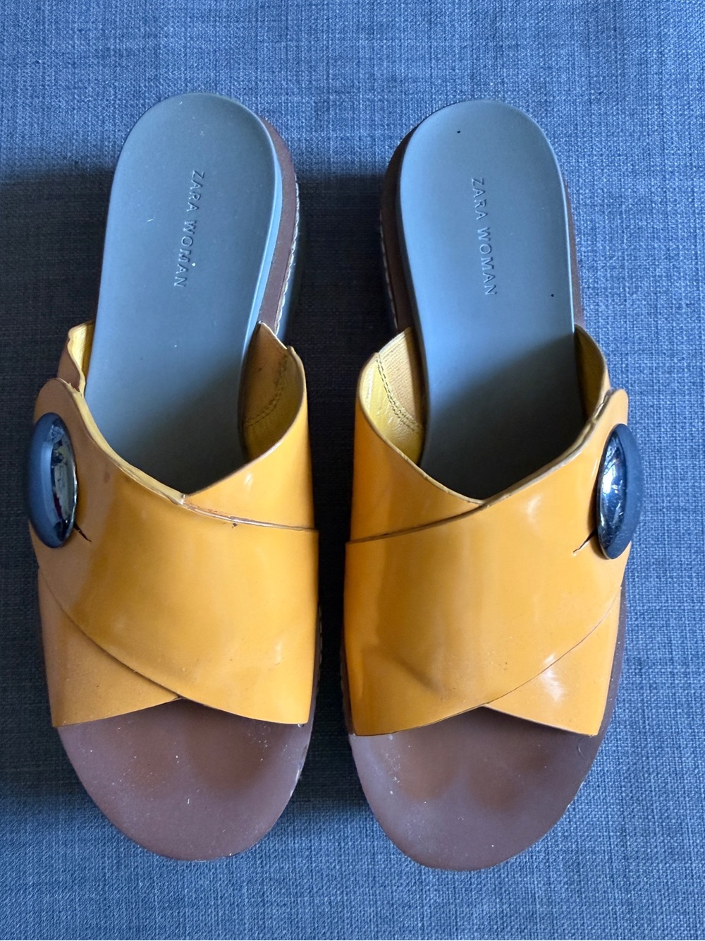 Zara Yellow Patent Cross-Band Slide Mules with Black Accent SIZE 37